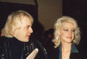Lee Black Childers and Cyrinda Fox 1977, NY.jpg